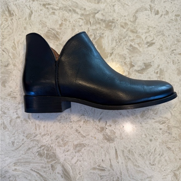 Women’s Frye Melissa Black Bootie/Shootie - Picture 4 of 12